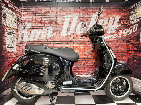 Vespa GTS 300 SUPER 2016