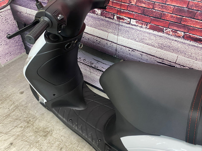 Piaggio Zip 50