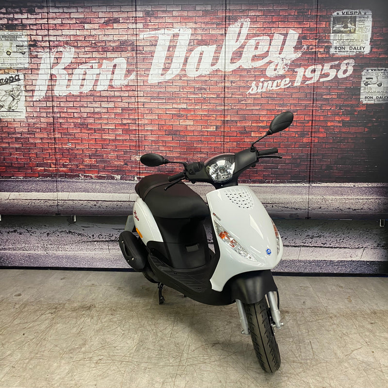 Piaggio Zip 50