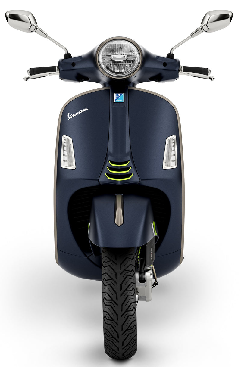 Vespa GTS 125RST Super Tech - Blu Energico 2024 - £866 Saving on RRP.