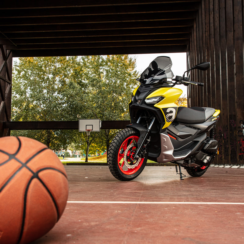 Aprilia SR GT 200 Sport E5 - STREET GOLD 2024 - £350 On RRP.